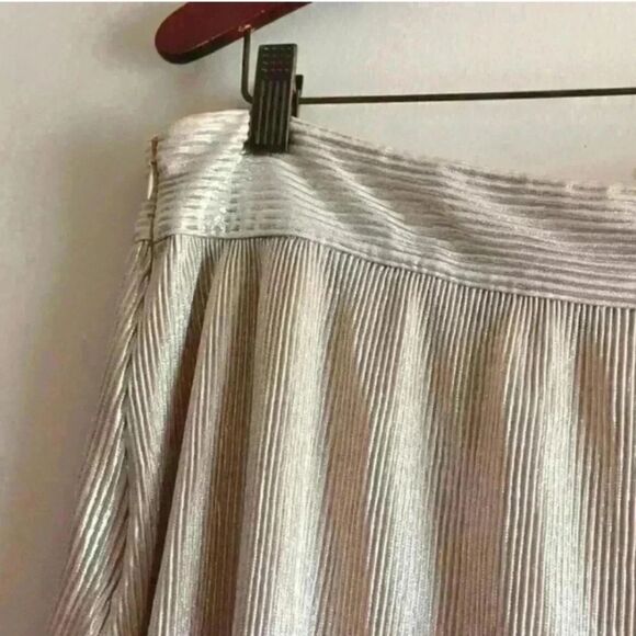 Who What Wear Gold A-Line Midi Skirt Pleated Casual - Picture 3 of 10